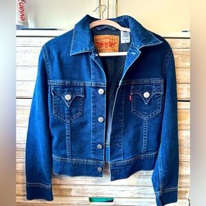 Levi’s Type 1 Iconic Denim Jacket Medium Blue Stretch